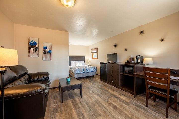 Room 4 of 46