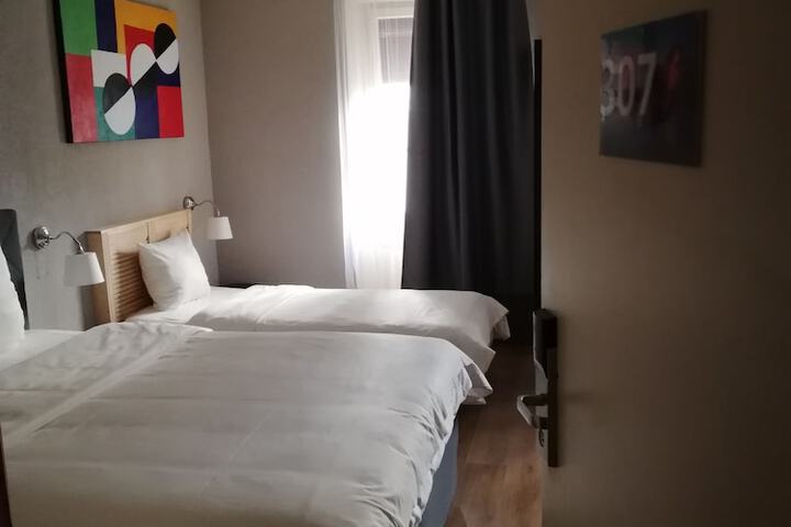 Room 8 of 55