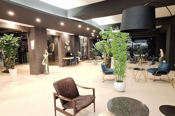 Hotel Interior 19 of 319