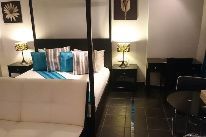 Room 15 of 116