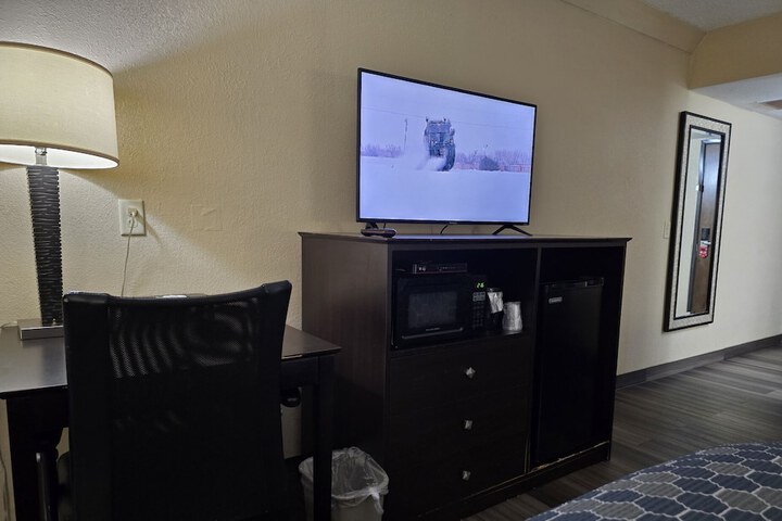 Room 7 of 15