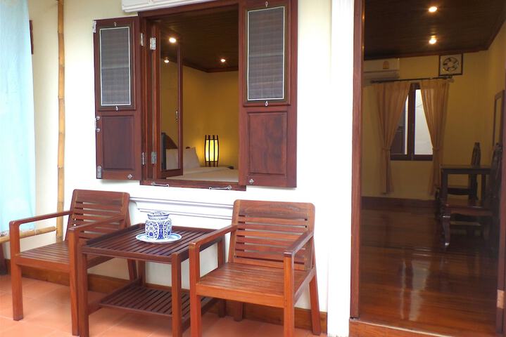 Room 16 of 38