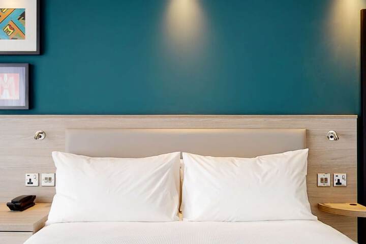Room 21 of 63