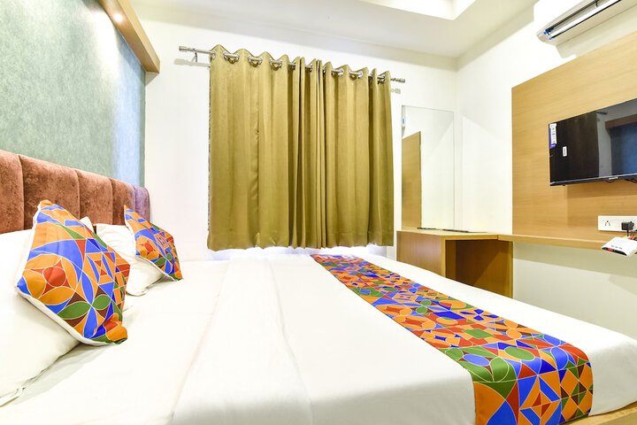 Room 18 of 21