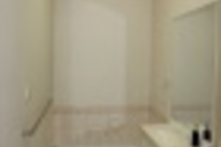 Room 171 of 228