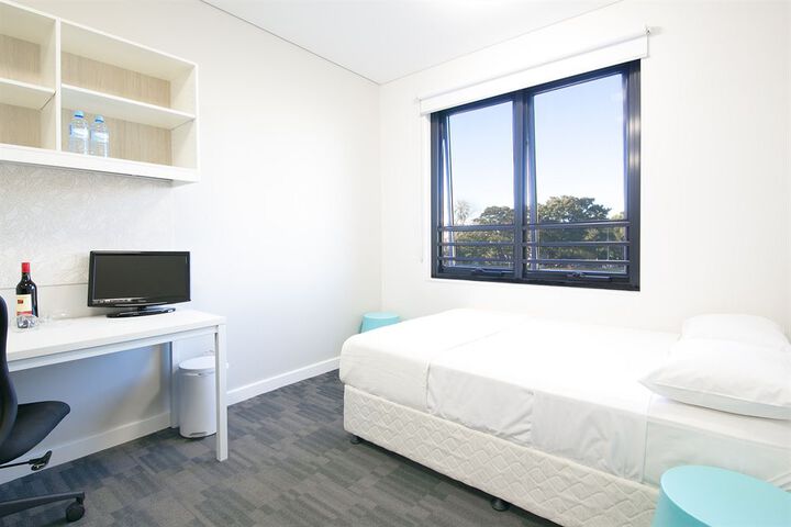 Room 14 of 63