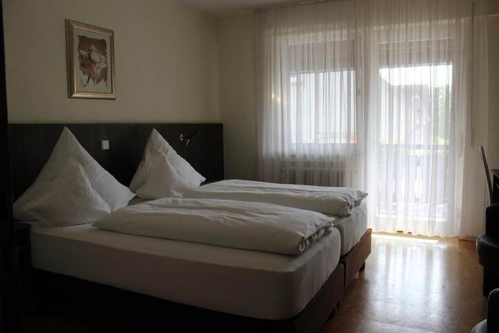 Room 16 of 58