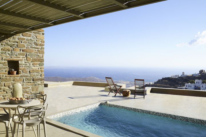 Pool 155 of 231