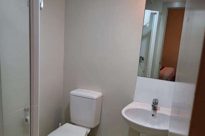 Room 25 of 64