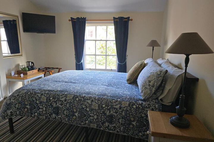 Room 3 of 39