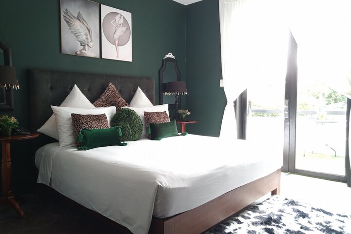 Room 3 of 45