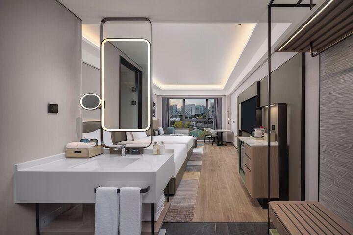 Room 4 of 59