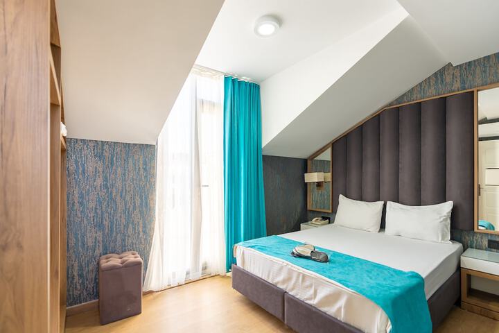 Room 17 of 58
