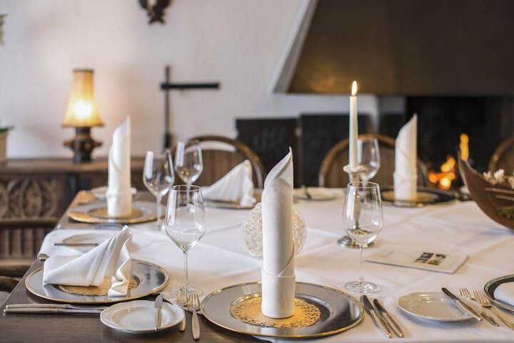 Dining Photos