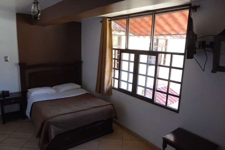 Room 32 of 72