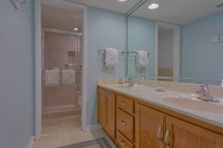 Room 51 of 360