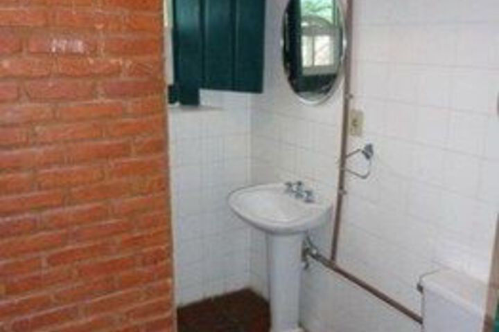 Room 3 of 19