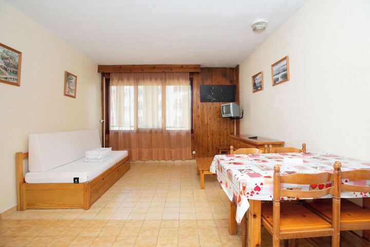 Room 18 of 47