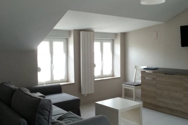 Room 3 of 16