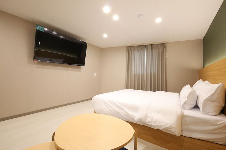 Room 29 of 62