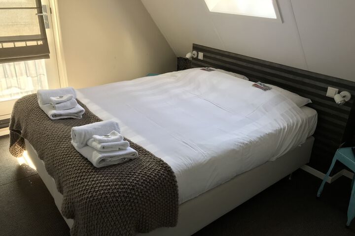 Room 15 of 58