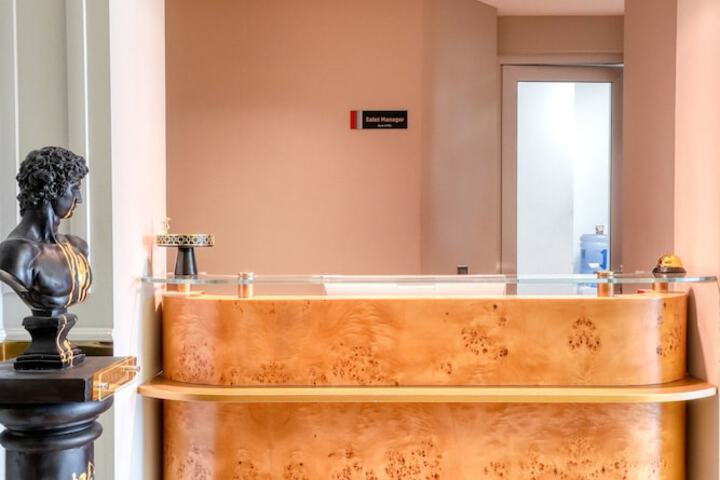 Hotel Interior 16 of 143