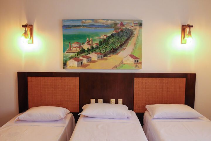 Room 2 of 27