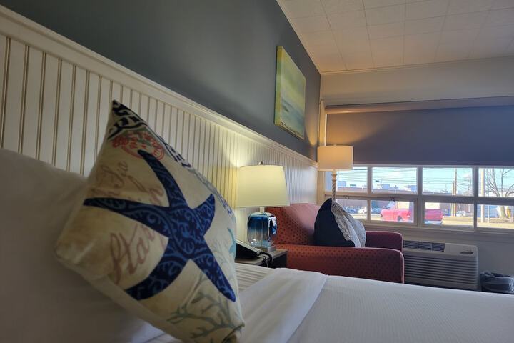 Room 4 of 53