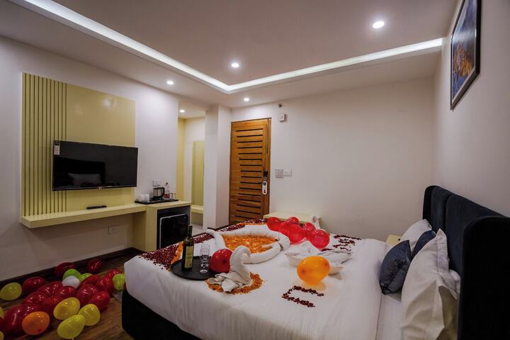 Room 3 of 46