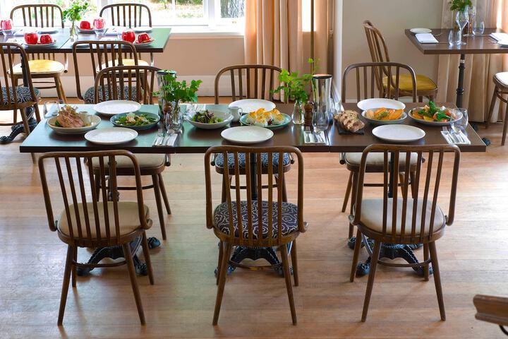 Dining 57 of 112