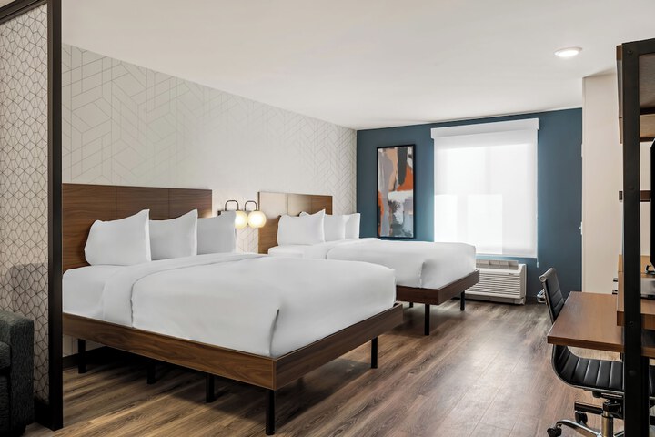 Room 33 of 44