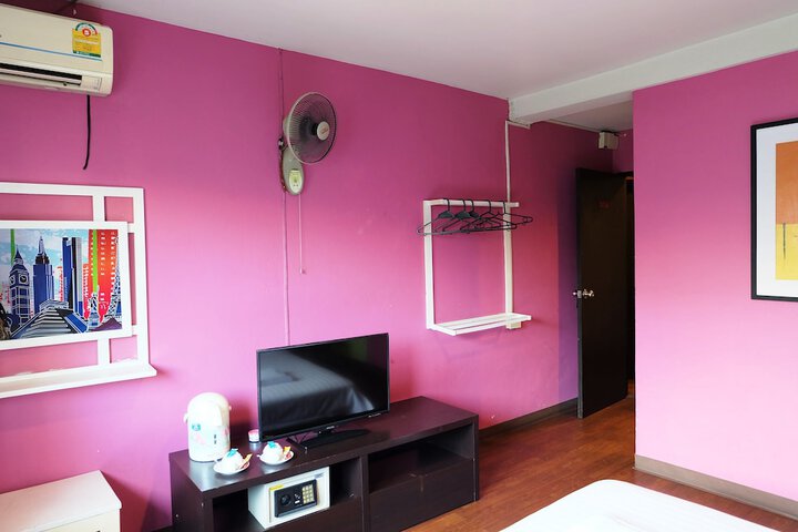Room 78 of 130