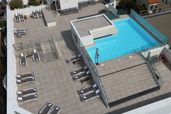 Pool 29 of 43