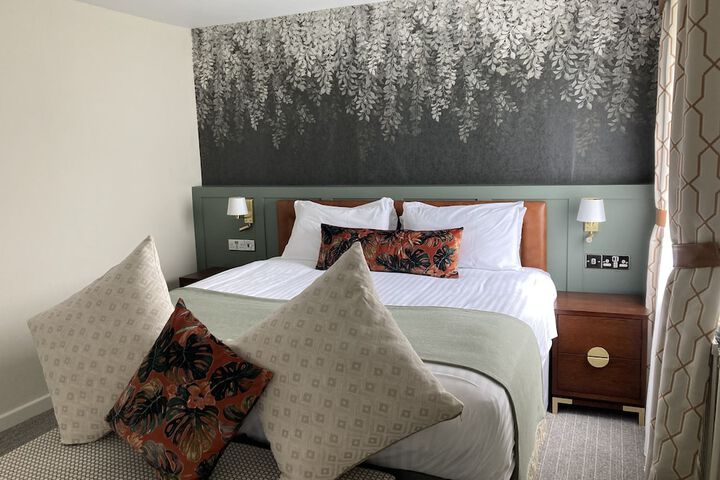 Room 8 of 26