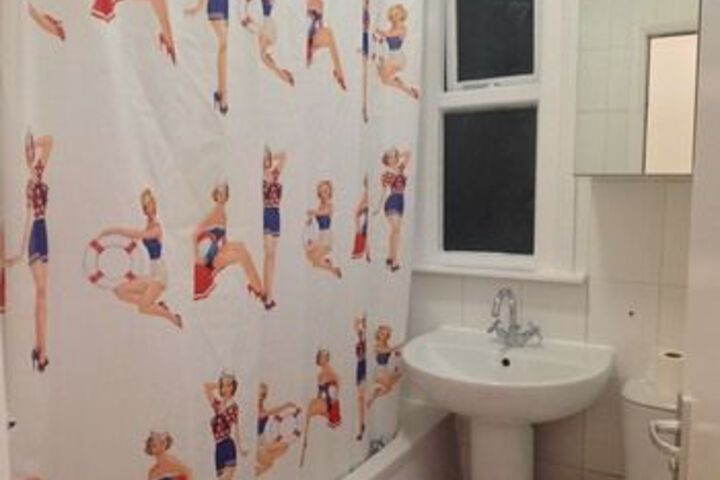 Room 6 of 21