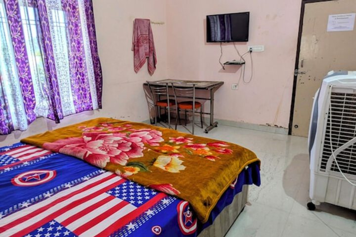 Room 4 of 14