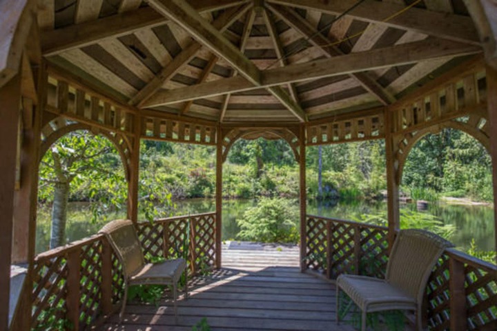 Hotel Exterior 52 of 58