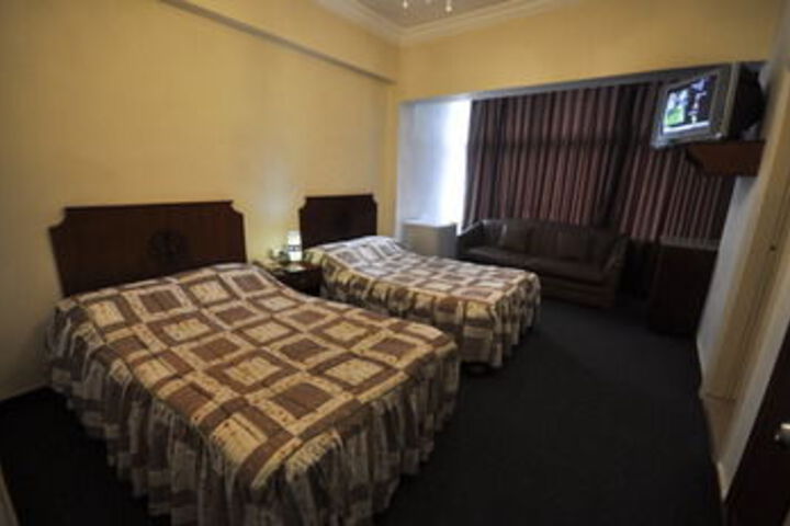 Room 2 of 6