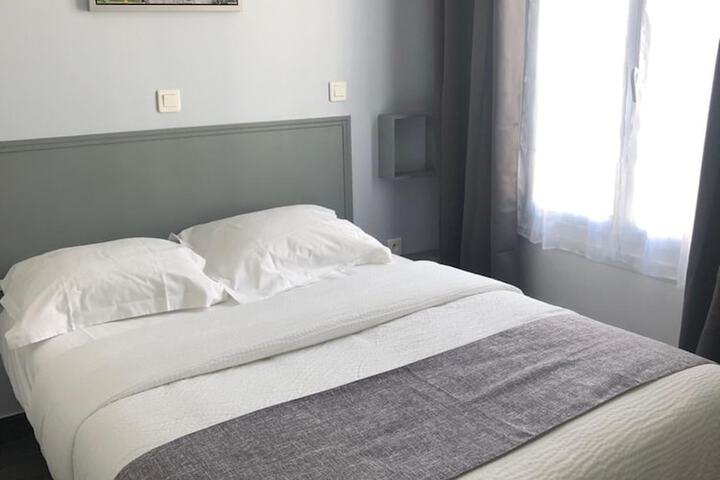 Room 13 of 24