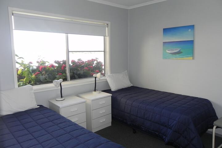 Room 4 of 31