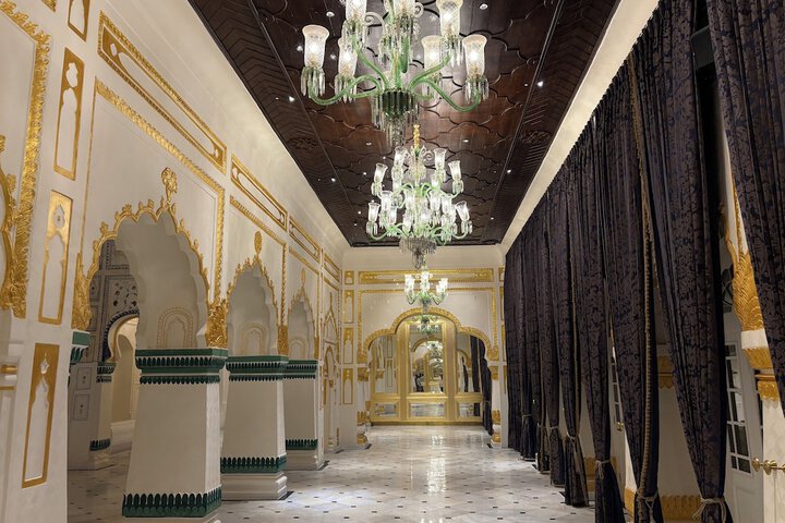Ballroom/Hall 51 of 56