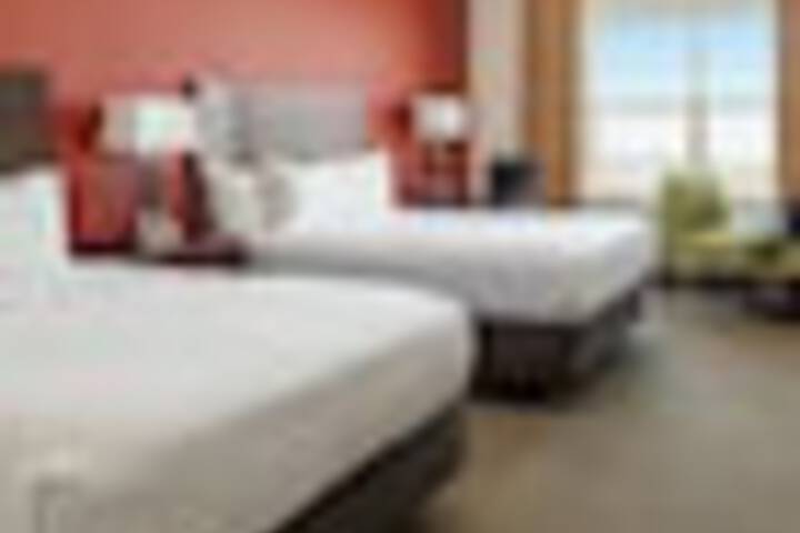 Room 38 of 210