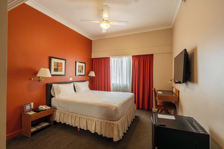 Room 12 of 44