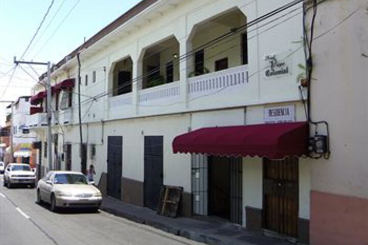 Exterior of Paseo Colonial Aparta Hotel