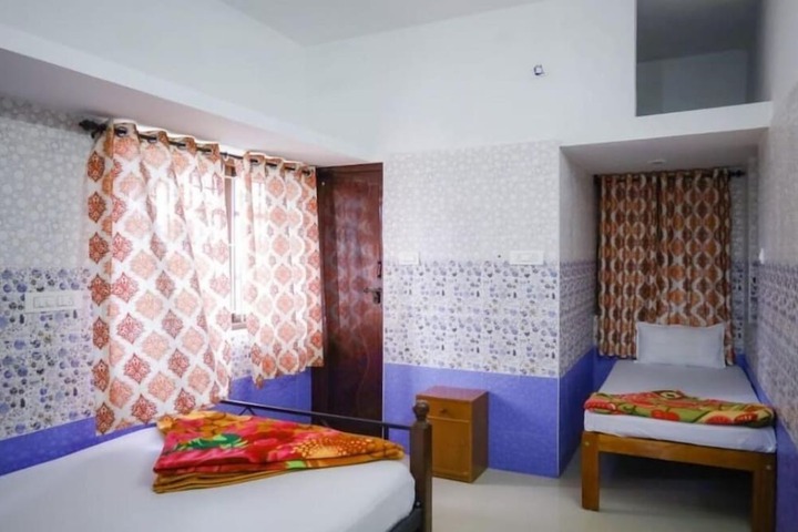 Room 5 of 30