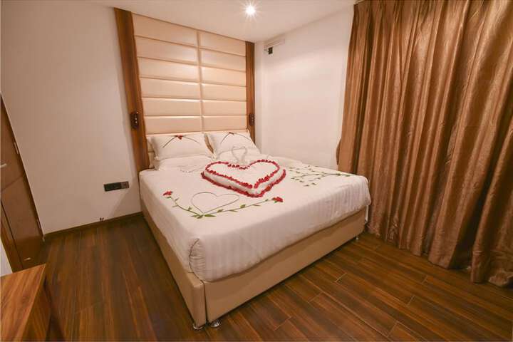 Room 47 of 74