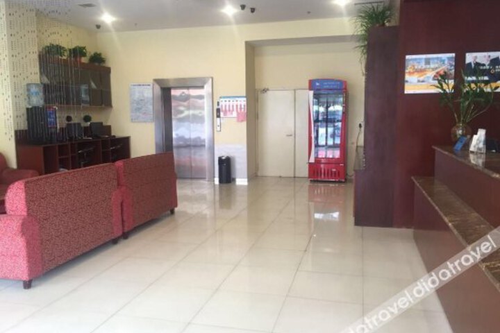Elan Hotel