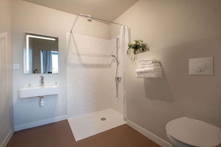 Clean Restrooms