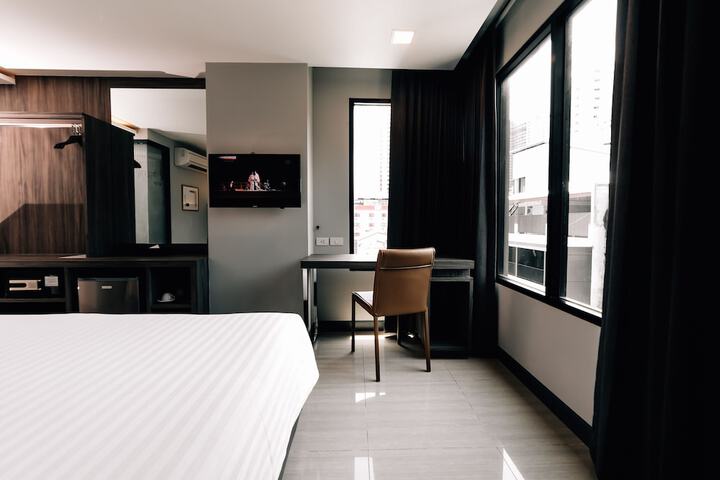 Room 20 of 38