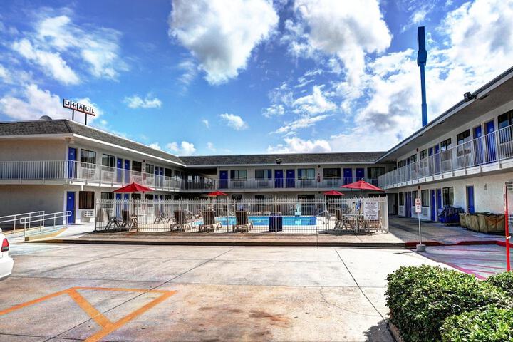 Hotel 26 of 36